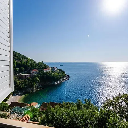 Appartamento Indy's Beach Apartments-two Bedroom With Balcony And Sea View
