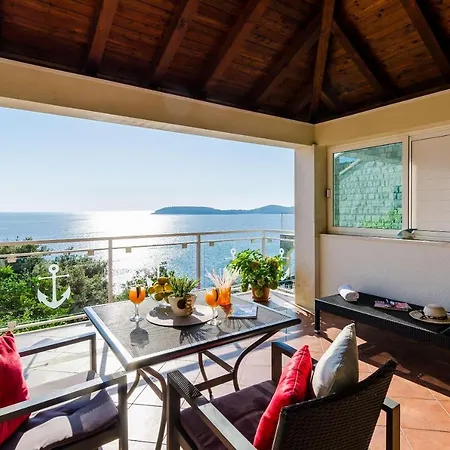Appartement Indy's Beach Apartments-two Bedroom With Balcony And Sea View